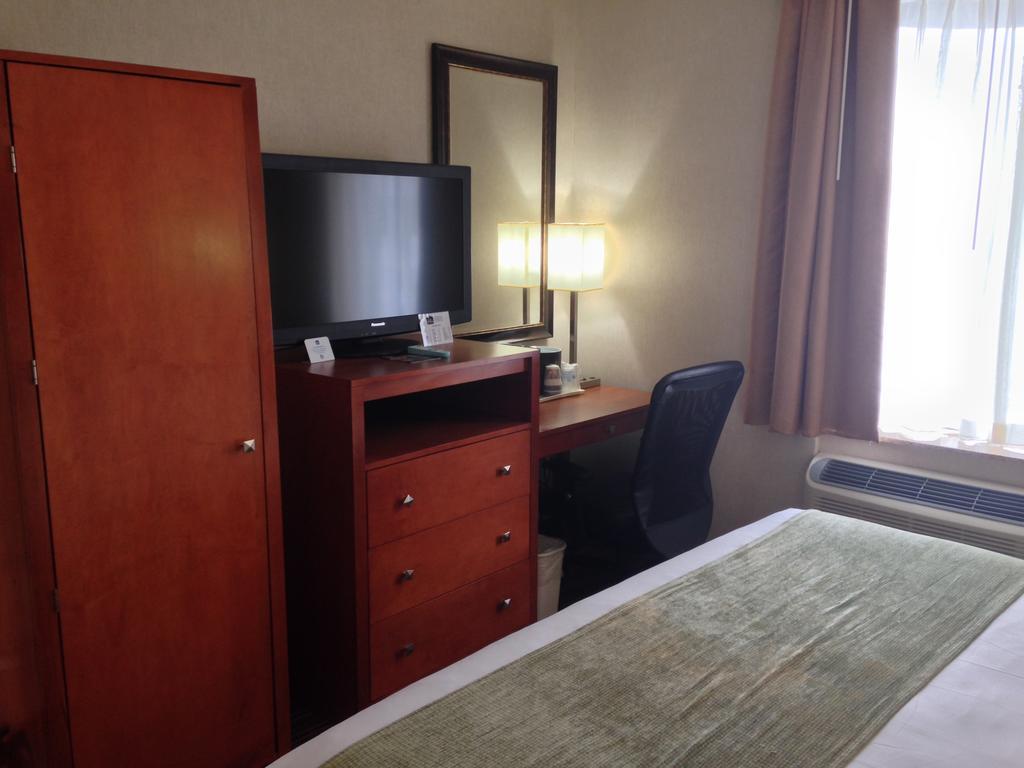Best Western Jfk Airport Нью-Йорк Екстер'єр фото