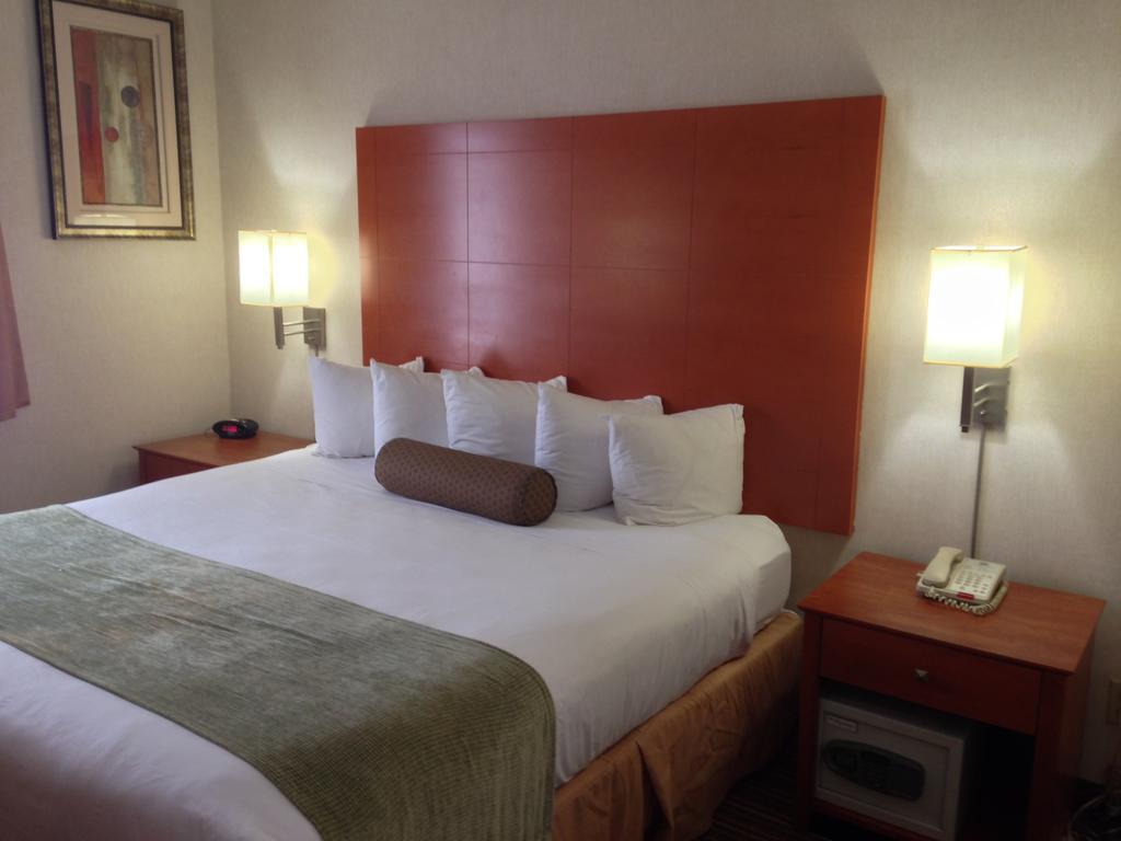Best Western Jfk Airport Нью-Йорк Екстер'єр фото